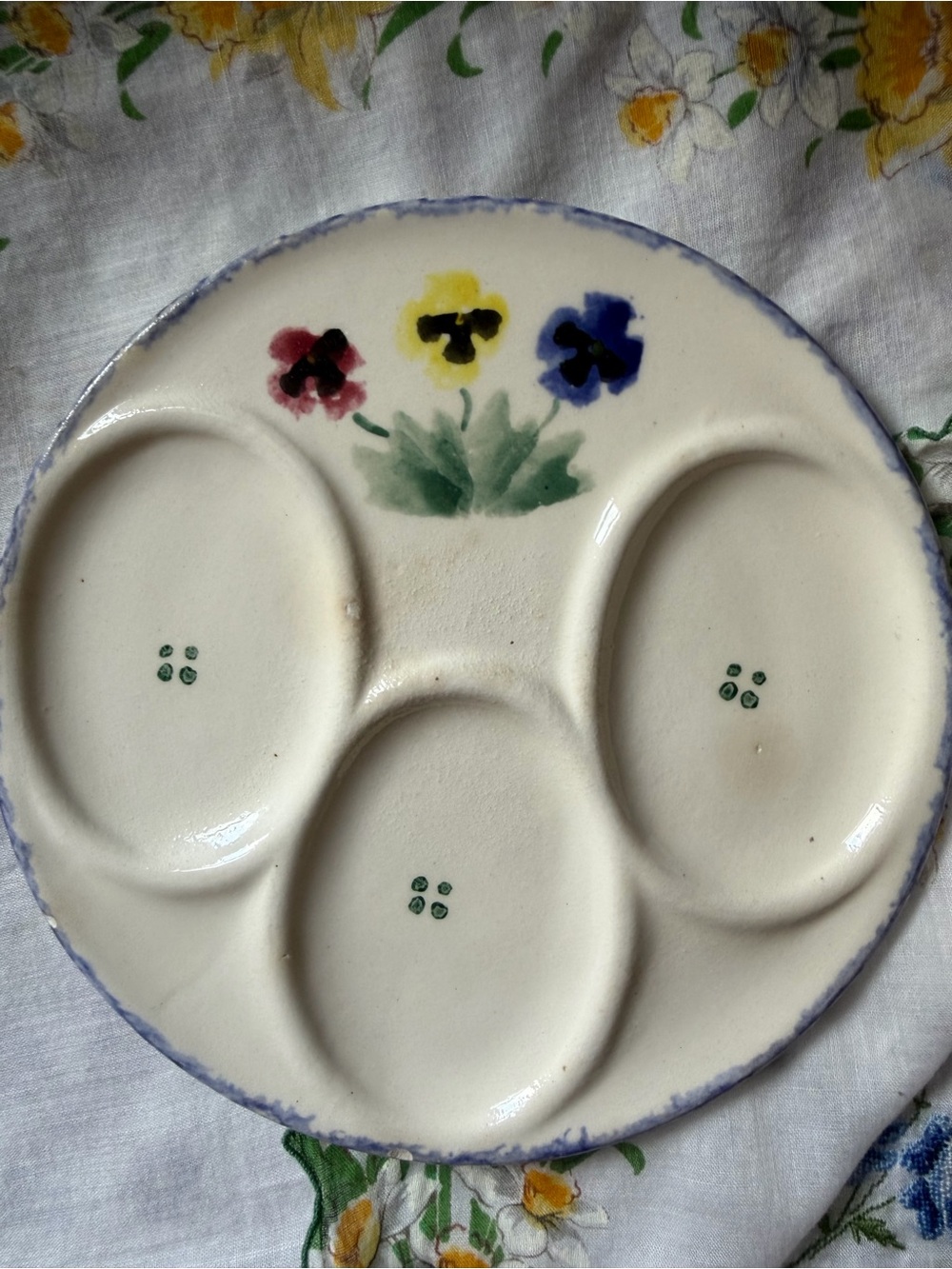 Vintage Ceramic Spoon Rest for 3 spoons with pansies